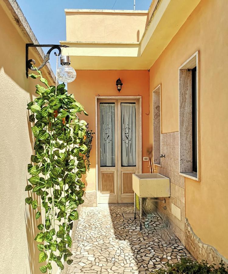 La Casina Di Vanni - Casa Vacanza Nel Cuore Del Salento Arnesano Luaran gambar
