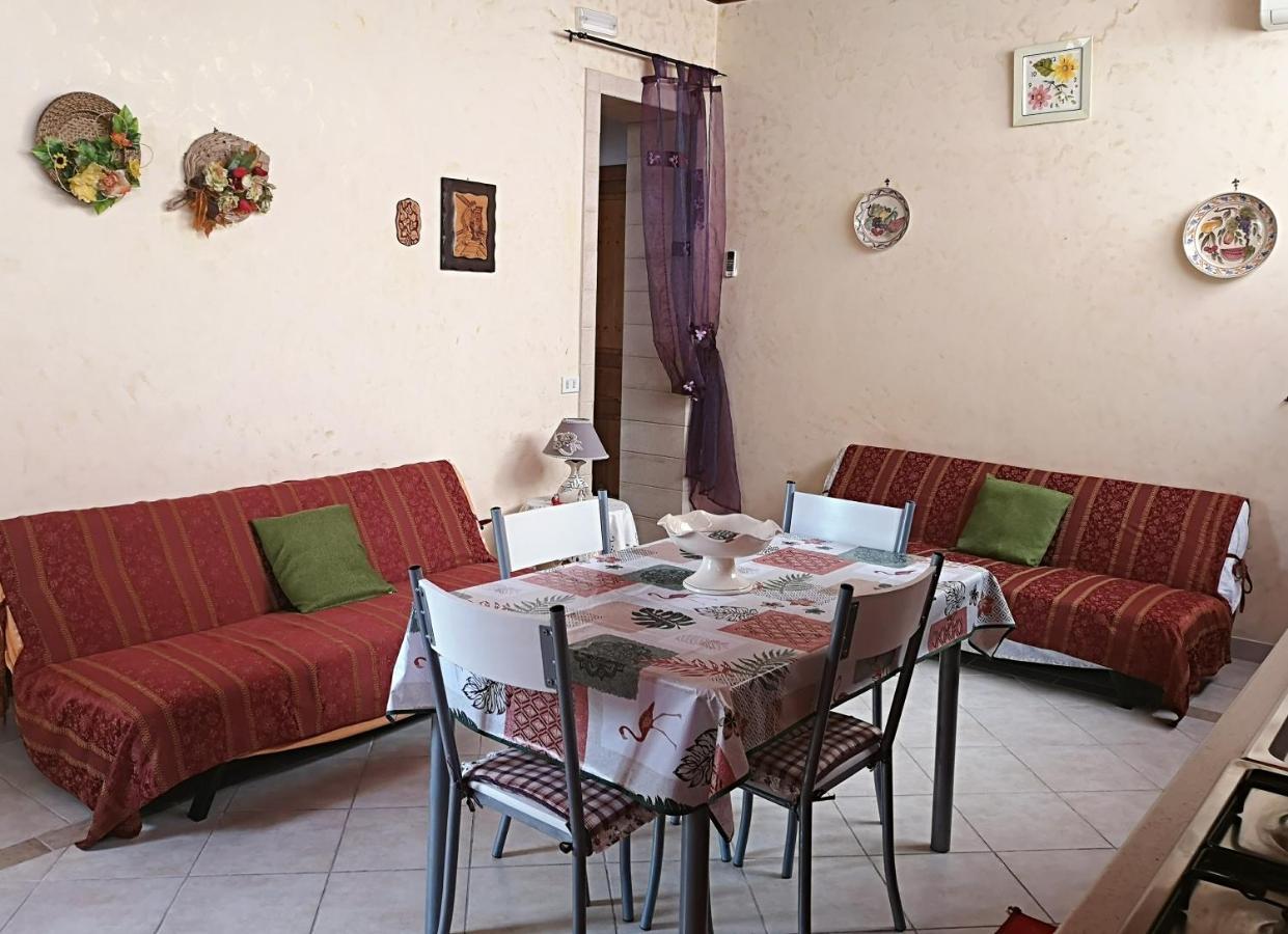 La Casina Di Vanni - Casa Vacanza Nel Cuore Del Salento Arnesano Luaran gambar